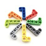 32140 Technic  Liftarm  Modified Bent Thick L Shape 2 x 4