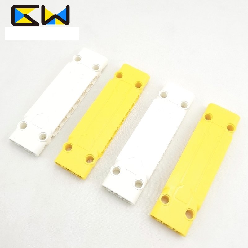3x11 Technic Flat Panel - Goldwin Bricks